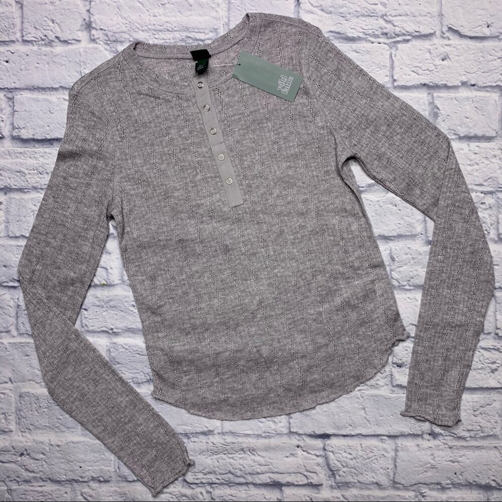 Wild Fable Henley in Grey